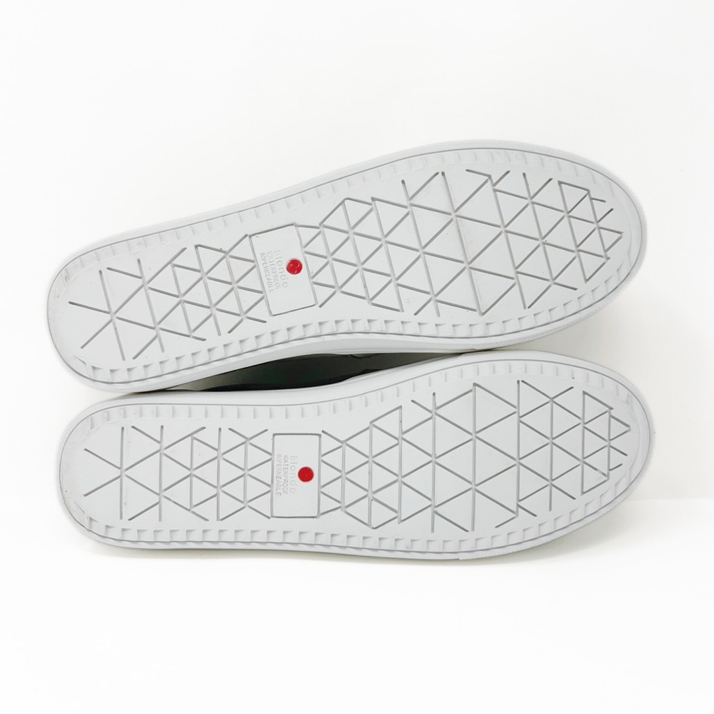 Blondo Gracie Suede Slip on Sneaker Waterproof Shoes - Picture 7 of 9
